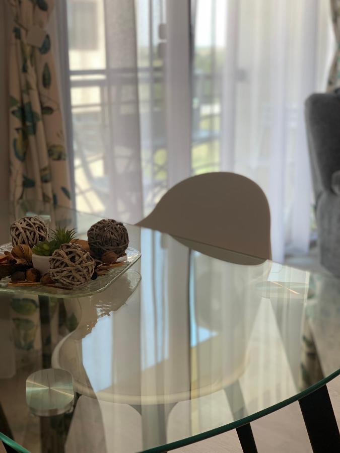 Luxor Apartment Otopeni 3 Экстерьер фото