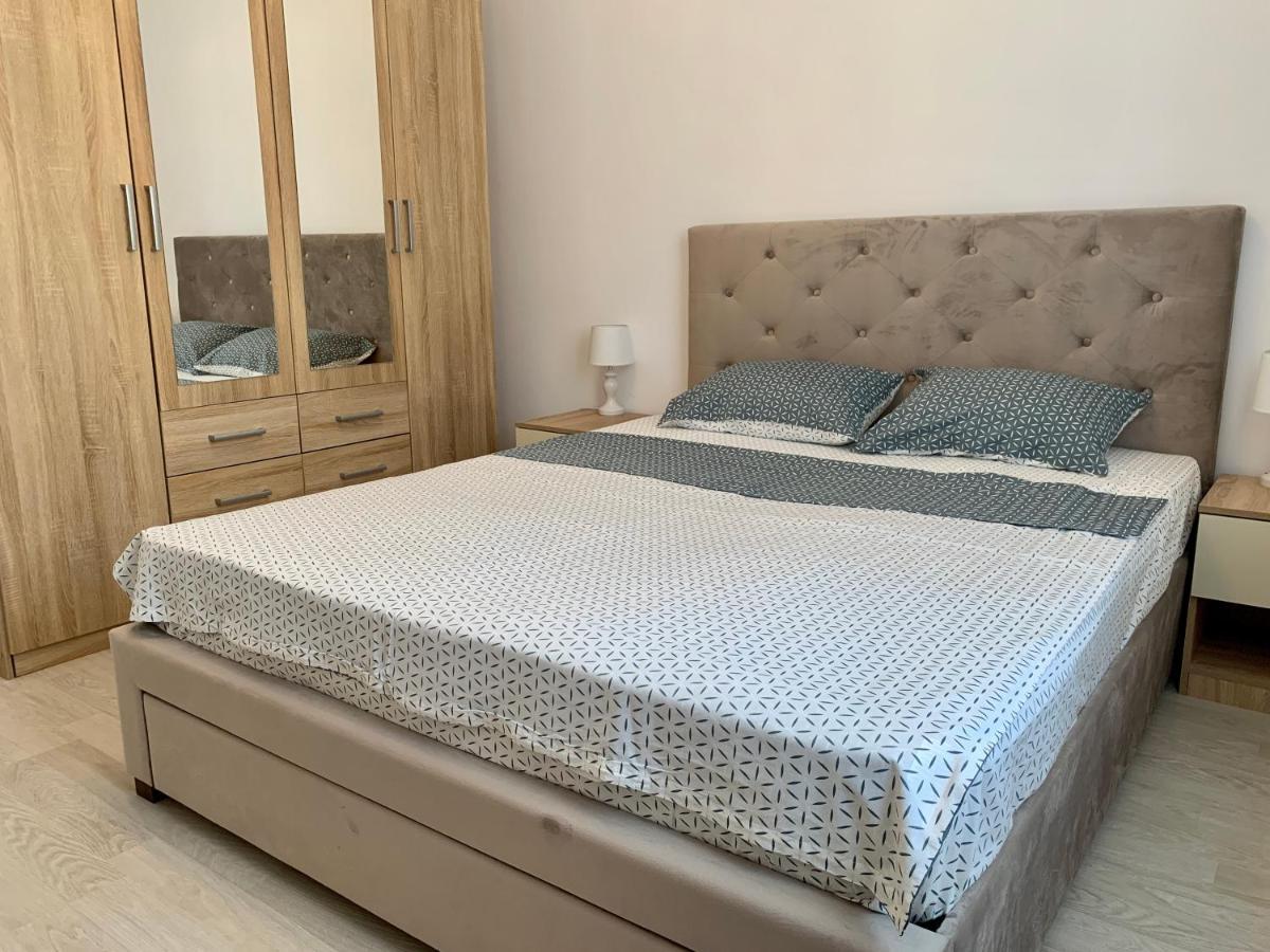 Luxor Apartment Otopeni 3 Экстерьер фото